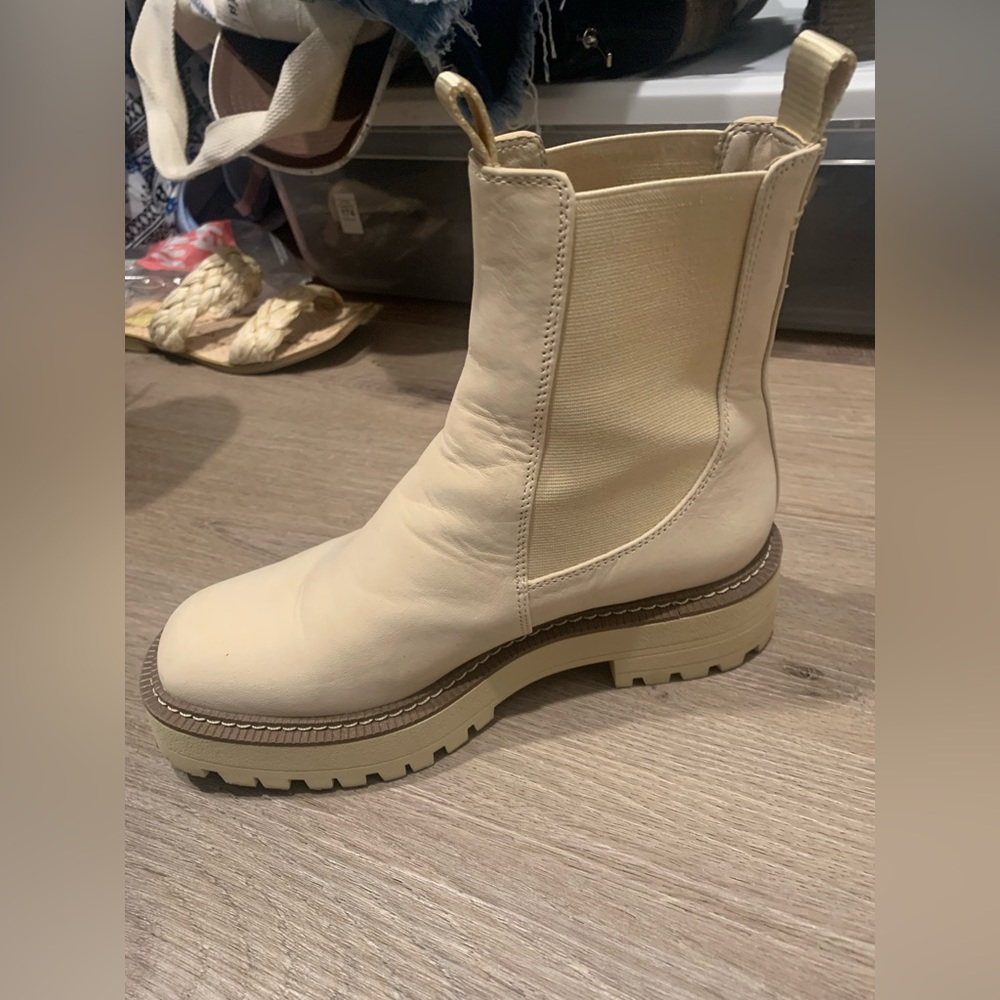 Sam Edelman
Laguna Weatherproof Boot - Picture 4 of 4